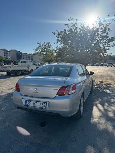 PEUGEOT 301