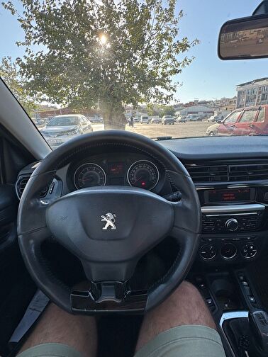 PEUGEOT 301