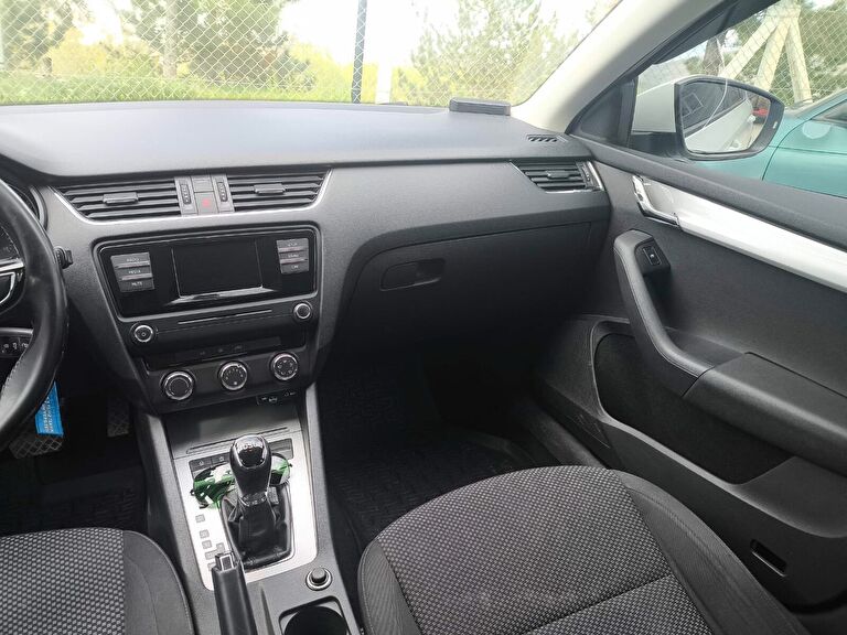 SKODA OCTAVIA