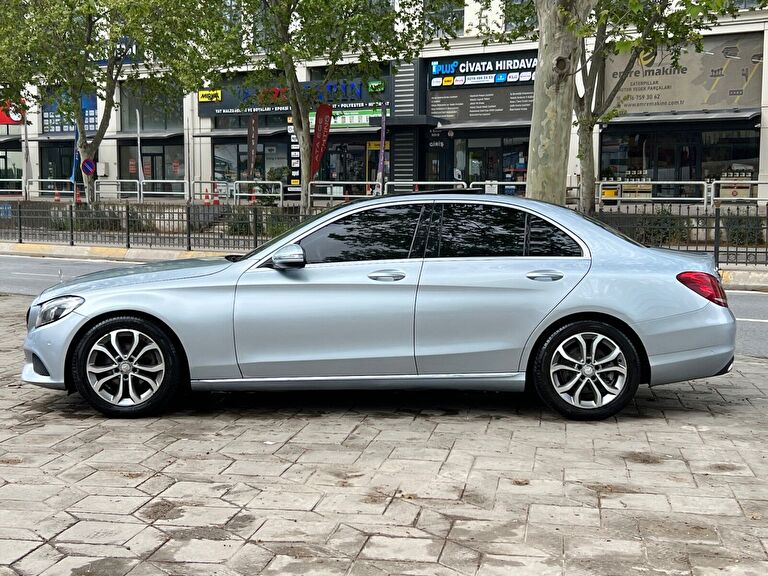 MERCEDES-BENZ C-SERISI