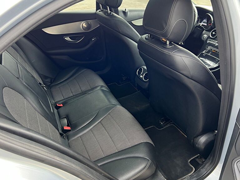 MERCEDES-BENZ C-SERISI