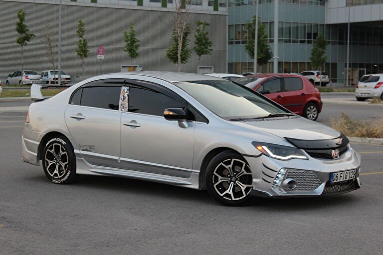 HONDA CIVIC