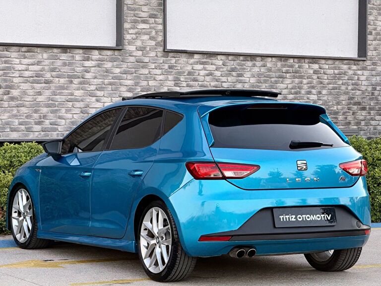 SEAT LEON