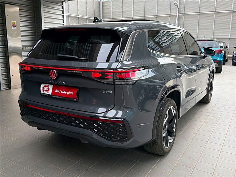 VOLKSWAGEN TAYRON
