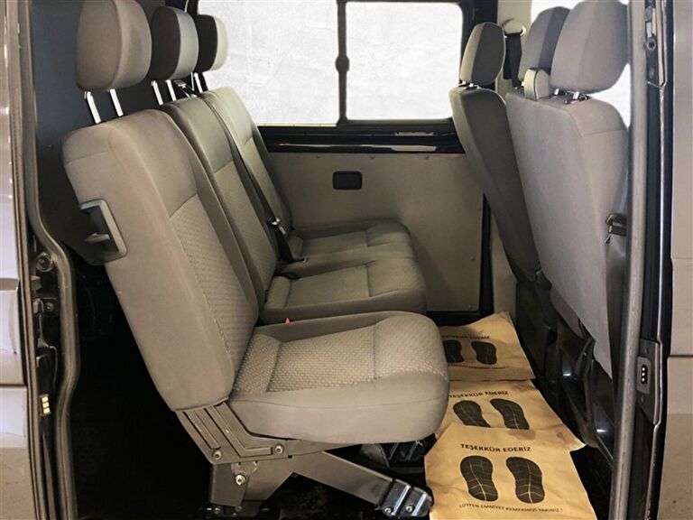 VOLKSWAGEN TRANSPORTER
