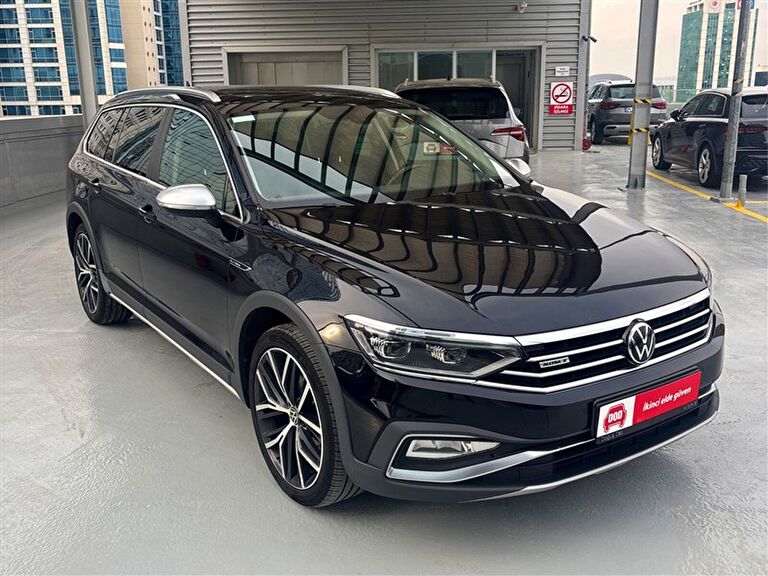 VOLKSWAGEN PASSAT ALLTRACK
