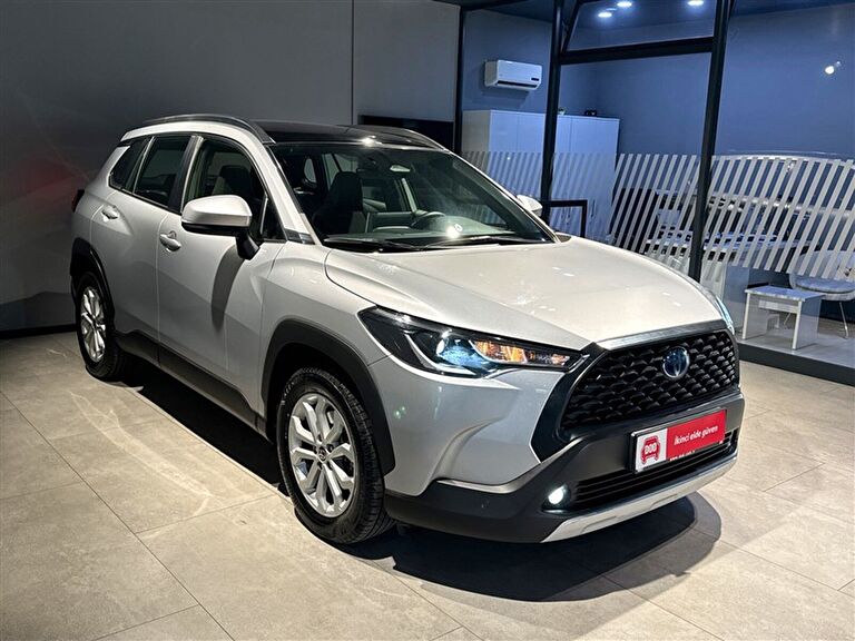 TOYOTA COROLLA CROSS