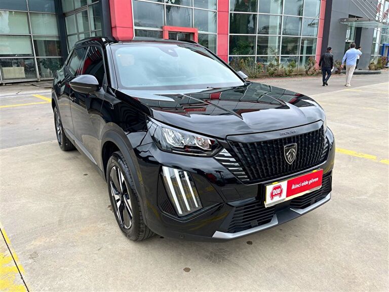PEUGEOT 2008