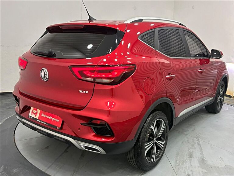 MG ZS