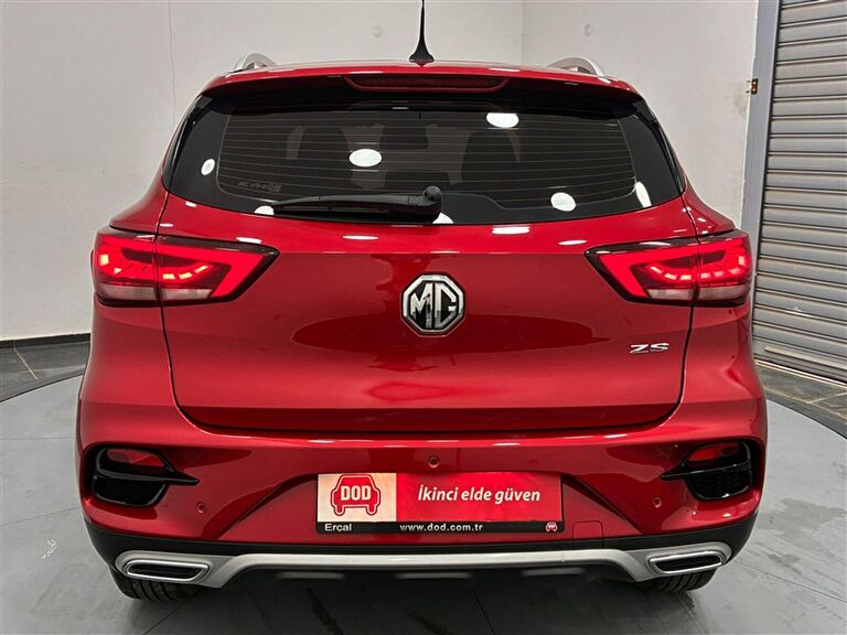 MG ZS