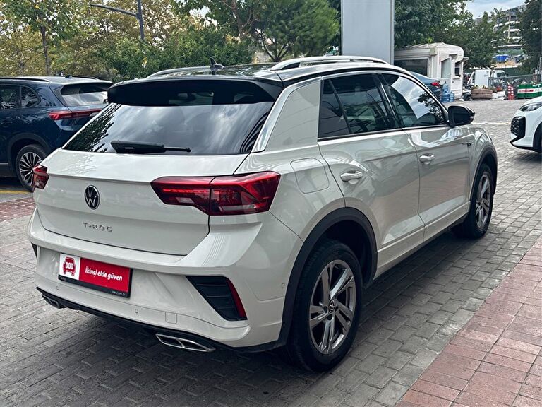 VOLKSWAGEN T-ROC
