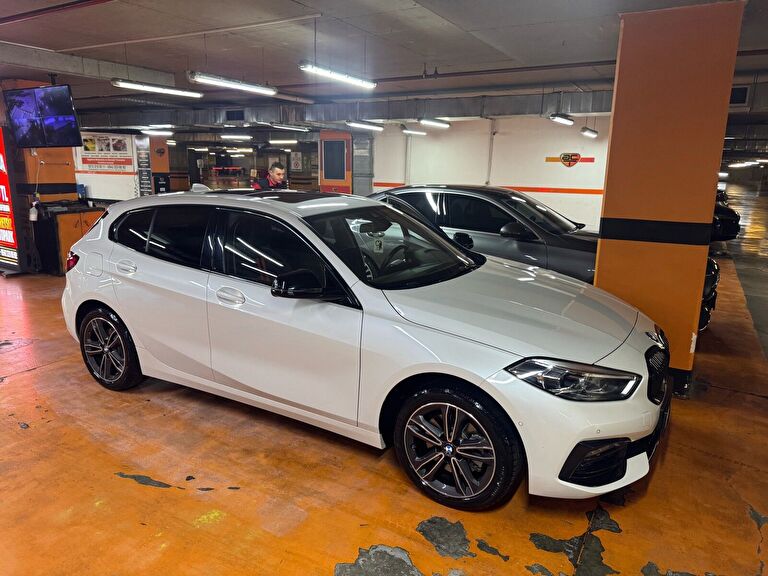 BMW 1 SERISI