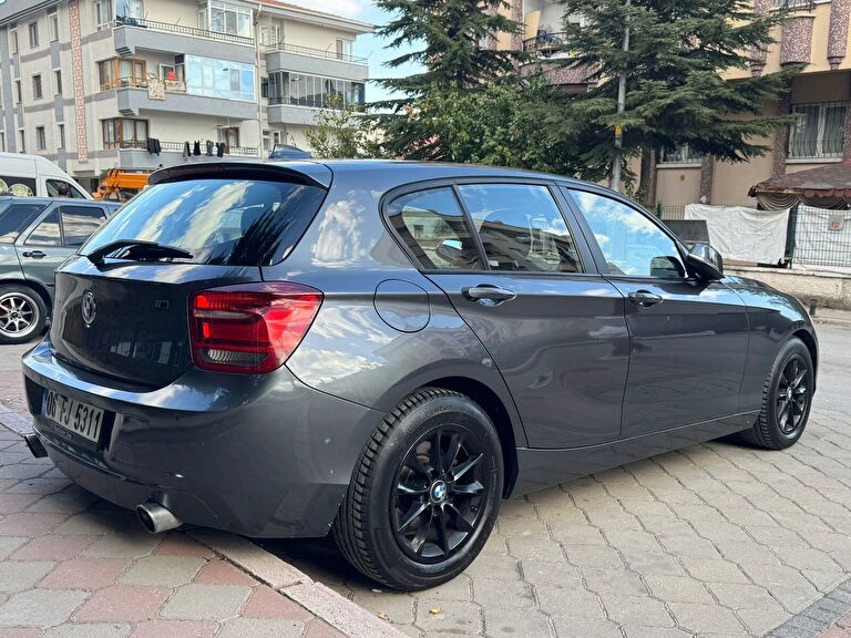 BMW 1 SERISI