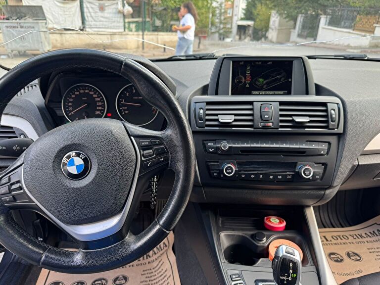BMW 1 SERISI