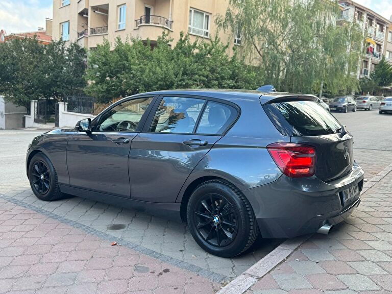 BMW 1 SERISI