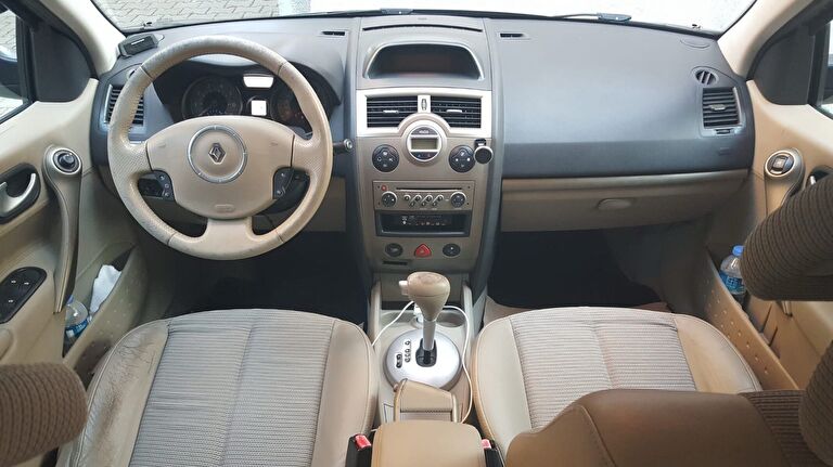 RENAULT MEGANE
