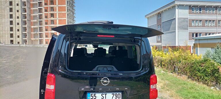 OPEL ZAFIRA