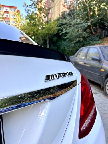 MERCEDES-BENZ C-SERISI