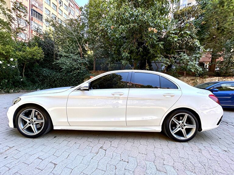 MERCEDES-BENZ C-SERISI