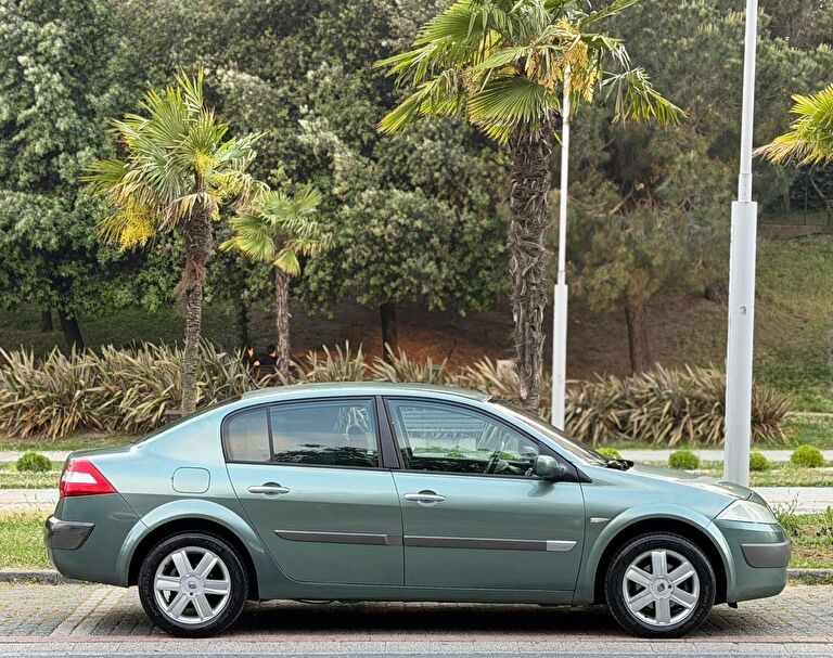 RENAULT MEGANE