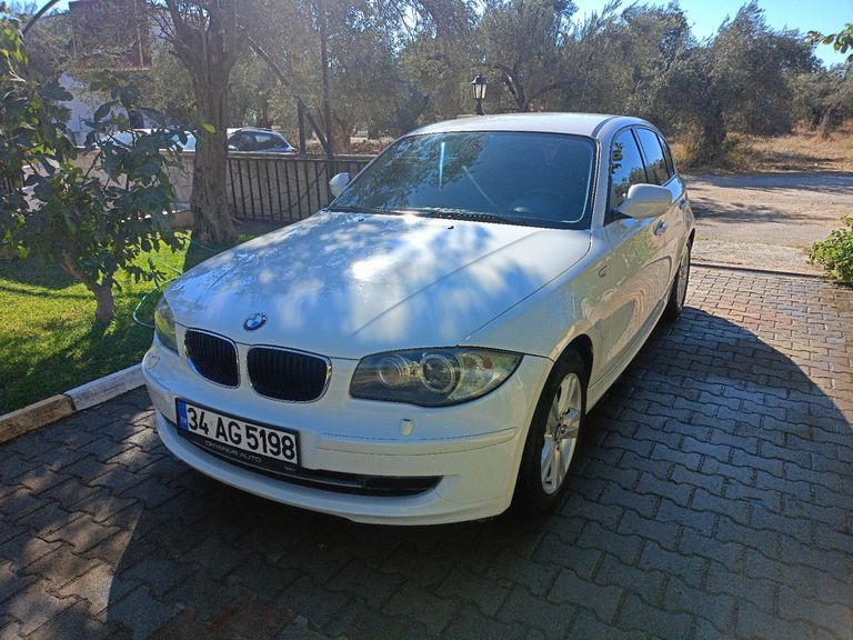 BMW 1 SERISI