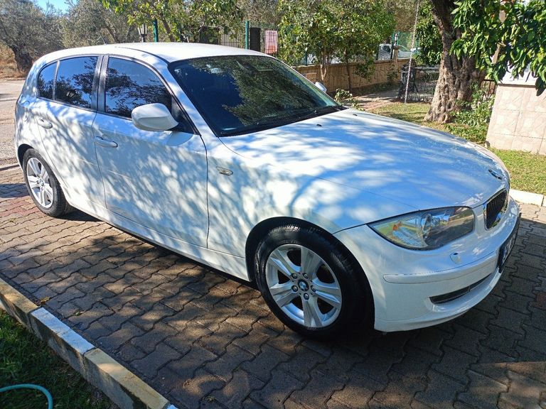 BMW 1 SERISI