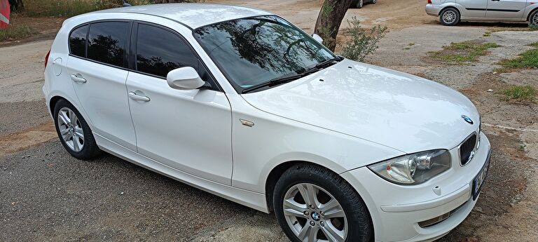BMW 1 SERISI