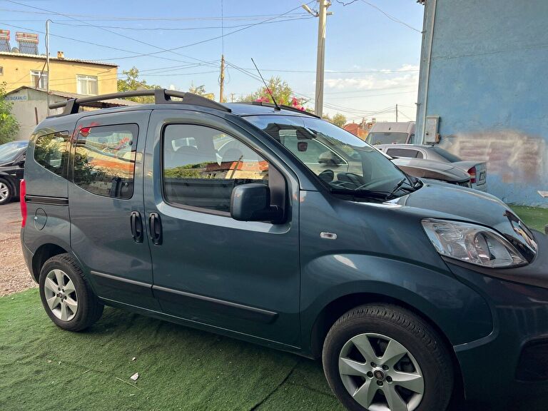 FIAT FIORINO COMBI