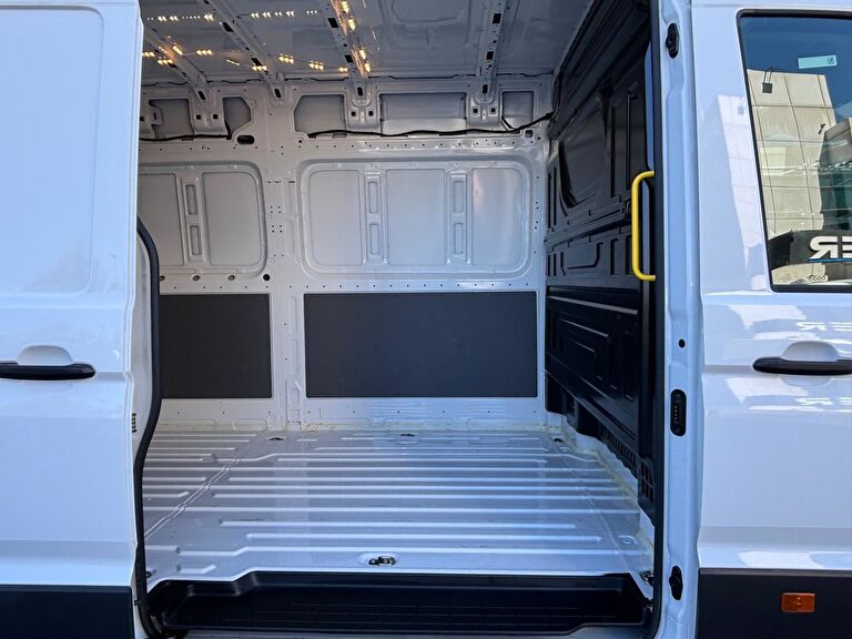 VOLKSWAGEN CRAFTER