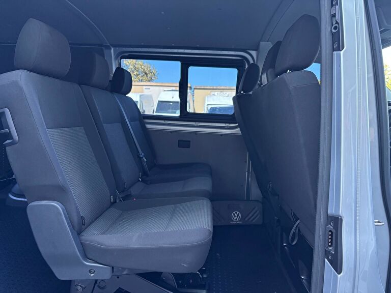 VOLKSWAGEN TRANSPORTER