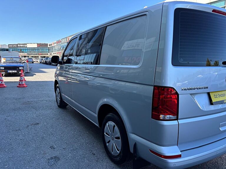 VOLKSWAGEN TRANSPORTER