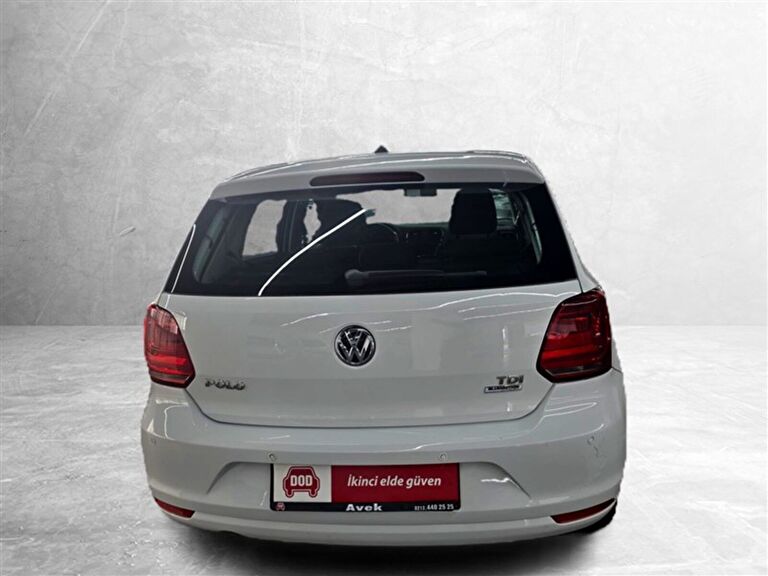 VOLKSWAGEN POLO