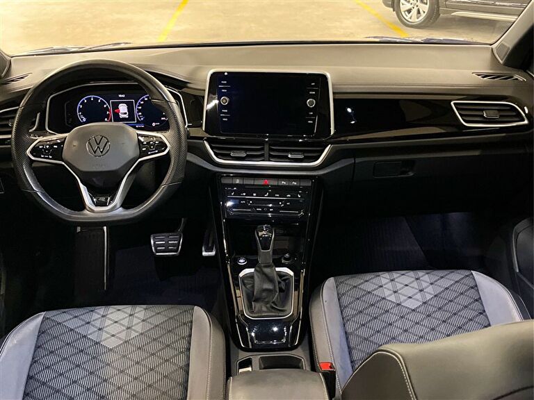 VOLKSWAGEN T-ROC