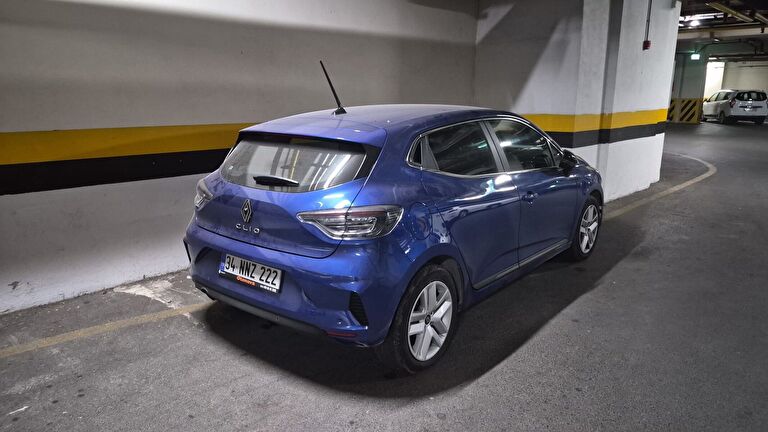 RENAULT CLIO