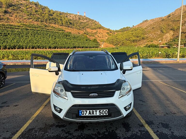 FORD KUGA