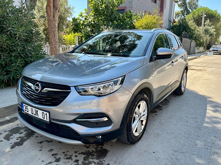 OPEL GRANDLAND X