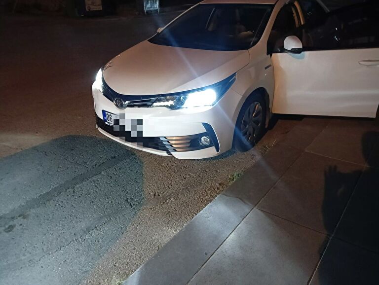 TOYOTA COROLLA