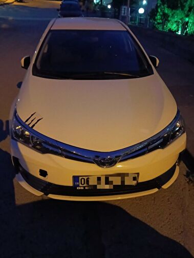 TOYOTA COROLLA