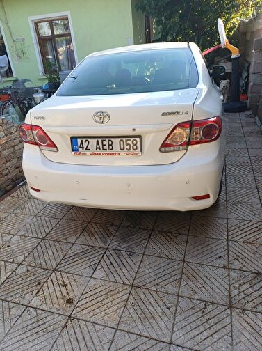 TOYOTA COROLLA