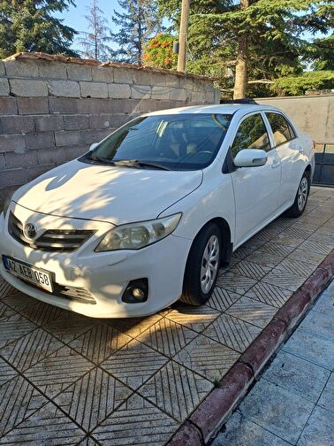 TOYOTA COROLLA
