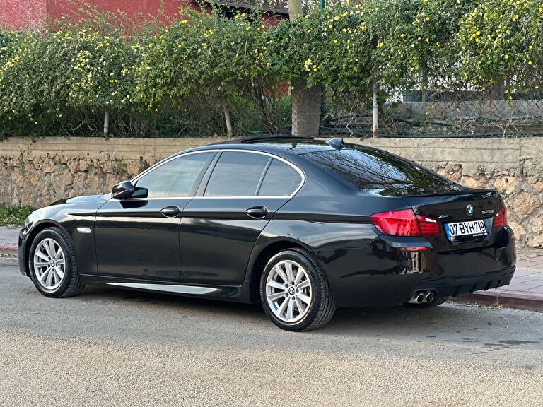 BMW 5 SERISI