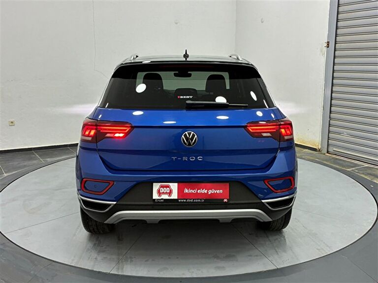 VOLKSWAGEN T-ROC