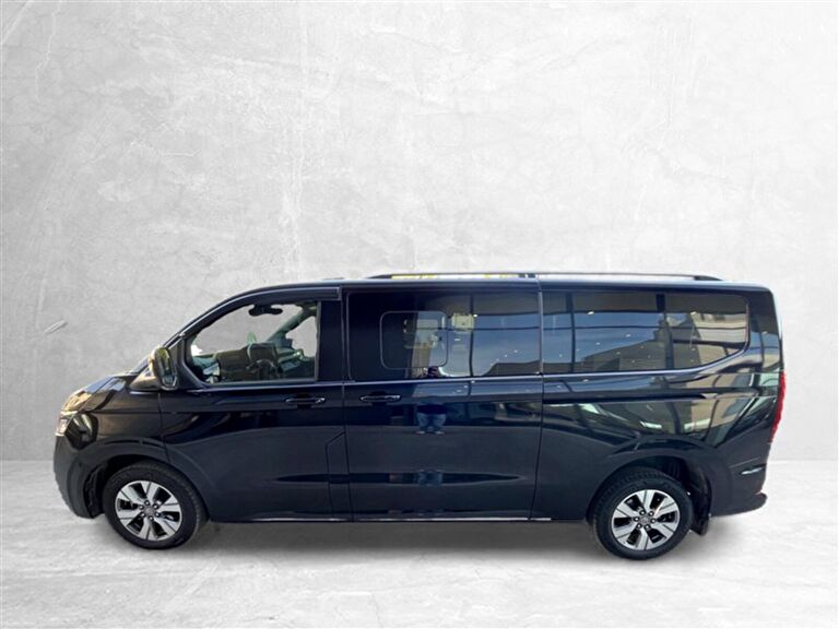 VOLKSWAGEN CARAVELLE