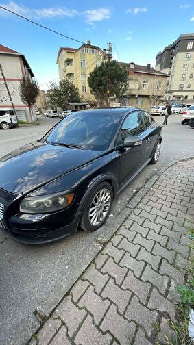 VOLVO C30