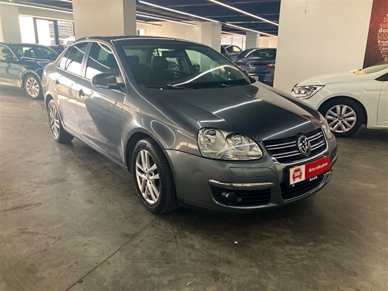 VOLKSWAGEN JETTA