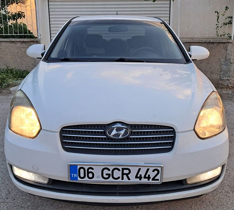HYUNDAI ACCENT