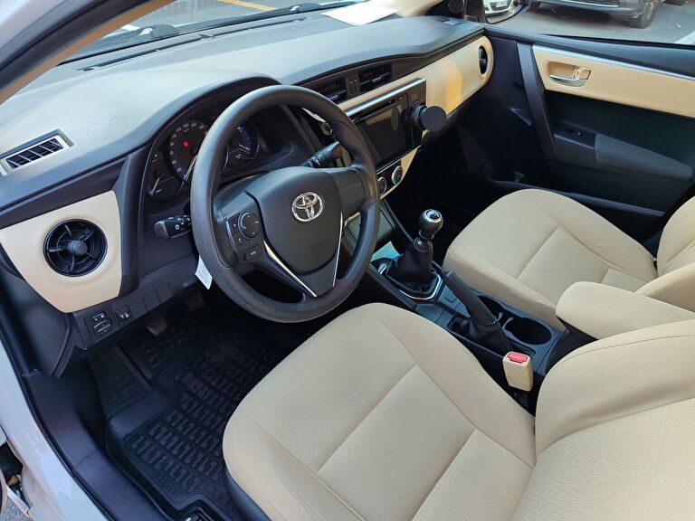 TOYOTA COROLLA