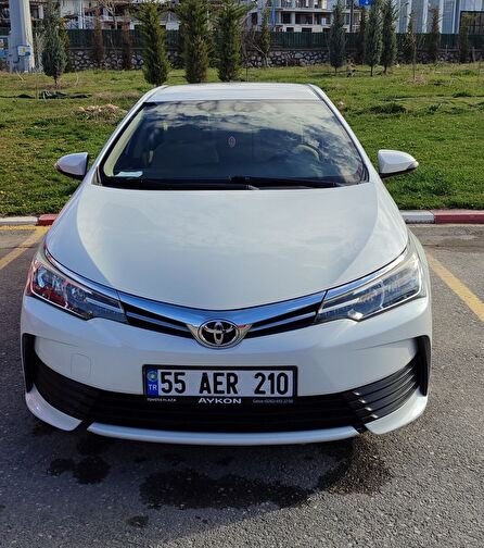 TOYOTA COROLLA