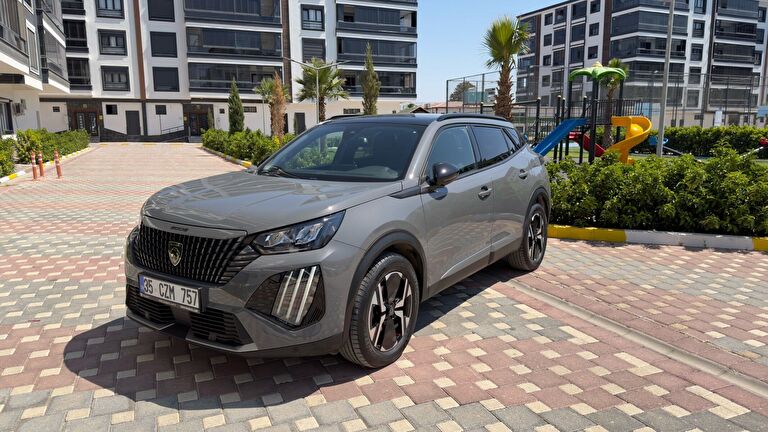 PEUGEOT 2008