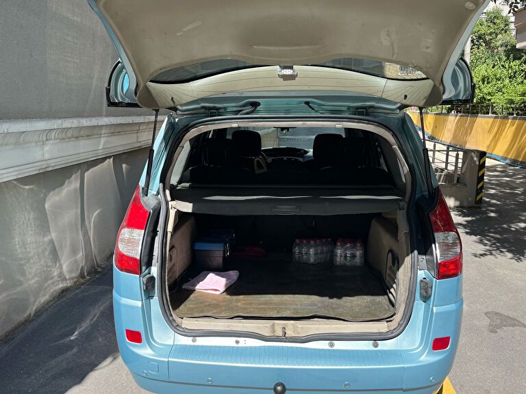 RENAULT GRAND SCENIC